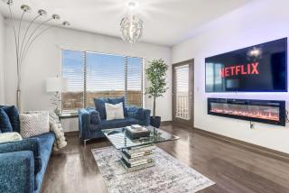 West Midtown Views - King Bed - Indoor Fireplaces - Atlanta - 9
