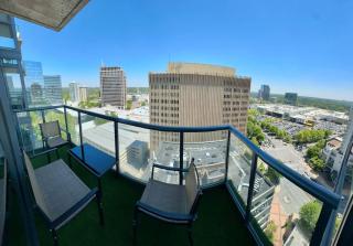 Panoramic Penthouse Views - Two 15ft Balconies - Atlanta - 5
