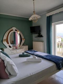 Helen's Seaside Apartment - Nafpaktos - 9