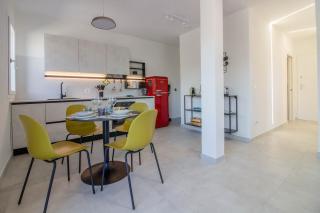 GuestHost - Elegant Beachfront Wi-Fi & Parking - Golfo Aranci - 5