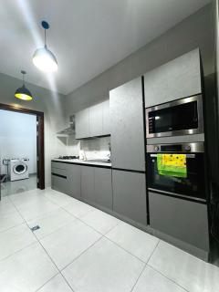 Luxury House - - 2
