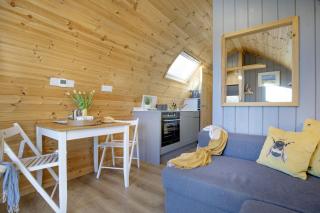 Demelza - Liskeard - 1