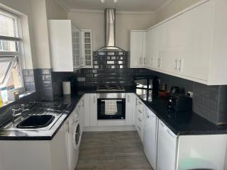 One bed flat by Paignton beach - Torquay - 2