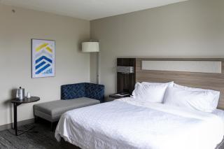 Holiday Inn Express Hotel & Suites Brockville by IHG - Brockville - 9
