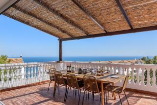 Exclusive Villa, Wonderful Garden, Private Heated Pool - La Herradura - 3