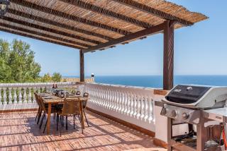 Exclusive Villa, Wonderful Garden, Private Heated Pool - La Herradura - 2