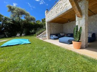 Luxueuse villa avec vue village et mer sur saint Paul de Vence - 3