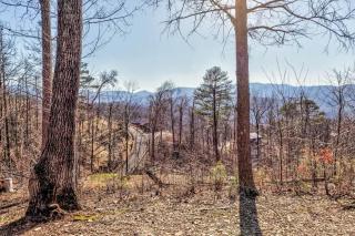 Amazing Views! Hot Tub,Pool Table,Fireplace,Relax! - Gatlinburg - 1