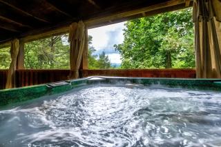 Nice View Fireplace, Hot Tub, Porch Bed, Private - Sevierville - 7