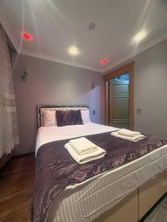 Modern 2BR Apt, 5 Min to Taksim, 2AC, Super Central #A8 - Istanbul - 6