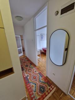 Matchbox Apartment Sarajevo - Saraievo - 4