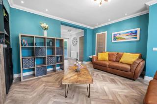 NEW! Peaceful 2BR Home - Free Parking - Oban - 1