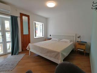 Apartments & Rooms Dinko - 4