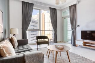 Blueground Al Bateen Residences sea view pool DXB-1082 - Dubai - 9