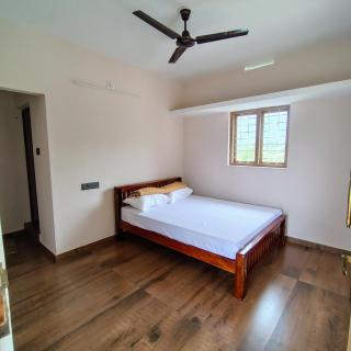 Vidhan homestay - Maraiyūr - 0