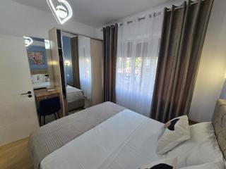 Amo Apartment - - 9