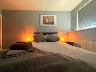Newcastle Quayside Apartment with Parking - Newcastle upon Tyne - 2