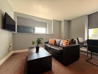 Newcastle 1 Bed Quayside Apartment -Sleeps 2 - Parking - 7