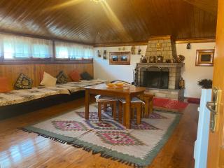 Raisa Guesthouse 12 - Berat - 8