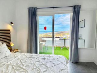 PaulMarie Apartment Stunning View - Adeje - 0