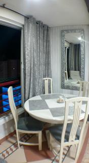 Apartamento California en Benidorm, 1 min playa levante, Wi-Fi, AC y parking - Benidorm - 4