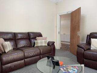 Devon Place - Newport - 9