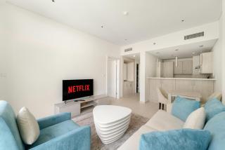 VayK - Modern 1BR with Beach Access - 2