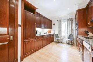 CARLTON COURT - MAYFAIR - London - 5
