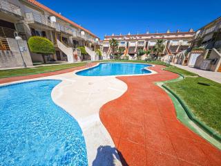 LITORAL COSTA DORADA - TRES CARABELAS Only families - Cambrils - 3