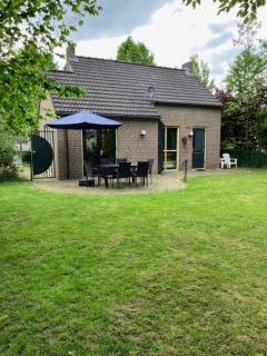 Forest Vacation Home -fenced garden- - 0