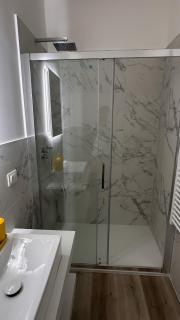 Rosso Conero - Le Grotte Rooms & Apartments - Camerano - 2