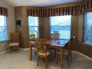 119 Z2b VILLAGE LA ZAMORA by REMAX Premier - 2