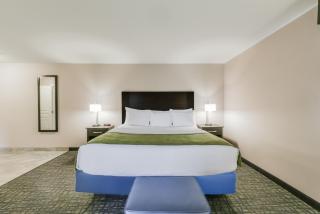 Quality Inn & Suites Ardmore - 4