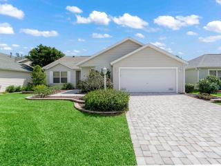 1433 Z3a VILLAGE OF SUNSET POINTE by REMAX Premier - 6
