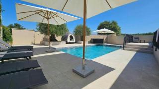 CROGO Villa Avena - Barat - 1