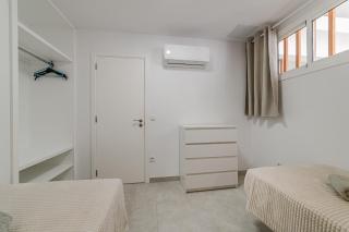 Ocean view 2bedroom apartment in Los Cristianos, Heated pool, 3 minutes to beach - Los Cristianos - 3
