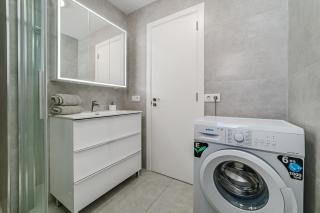 Ocean view 2bedroom apartment in Los Cristianos, Heated pool, 3 minutes to beach - Los Cristianos - 1