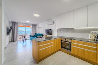 Ocean view 2bedroom apartment in Los Cristianos, Heated pool, 3 minutes to beach - Los Cristianos - 9