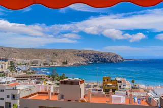 Ocean view 2bedroom apartment in Los Cristianos, Heated pool, 3 minutes to beach - Los Cristianos - 0