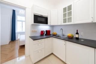 Dušní Street Gem - 5