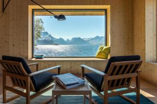 Minkfarmen, Spacious seaside cabin with scenic view - Ramberg - 9