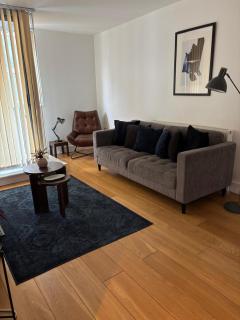 Excel Apartments Barbican - 4
