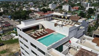 07DK52-Where the Sea Kisses the Sky - Playa del Carmen - 7