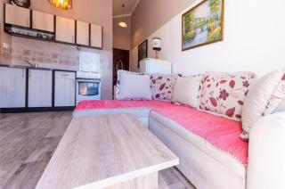 Stars Apartment - Budva - 4