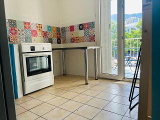 Appart 3 lits proche mer, centre-ville et commerces - Bastia - 2