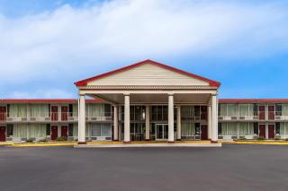 Red Roof Inn & Suites Cave City - Cave City - 0