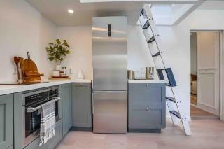 Private Not-So-Tiny Home - Yard & Dogs OK - Los Angeles - 4