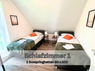 Ferienwohnung "Neptun" Papenburg Balkon Einbauküche Neubau 74 qm 2 Schlafzimmer 4 Personen - Papenburg - 2