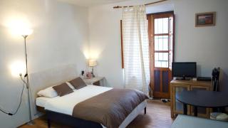 Apartamento Completo Reformado en Arco de Elvira - Centro - Granada - 0