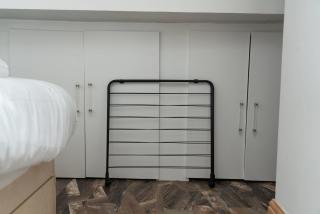 Double Loft Bedroom Near Etihad, CoOp Live with Free Parking, Shared Kitchen & Bathroom - Including FREE 1-Hour Early Check-In or Late Check-out for bookings until JULY - Manchester - 6
